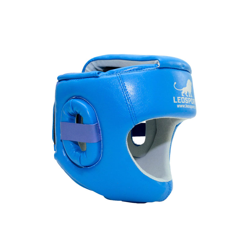 Шлем для бокса с защитой верха головы и ушной раковиной